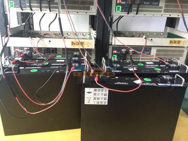 工廠直售 5G基站儲能電源與48V20Ah鐵鋰電池組車載充電機應用解析